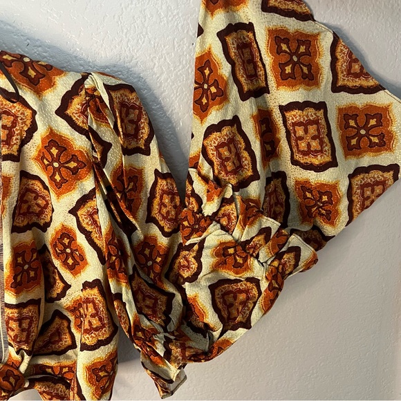 Nocturne | Tie front crop top. Long sleeved. Size M/L. Bohemian. EUC - Picture 6 of 11